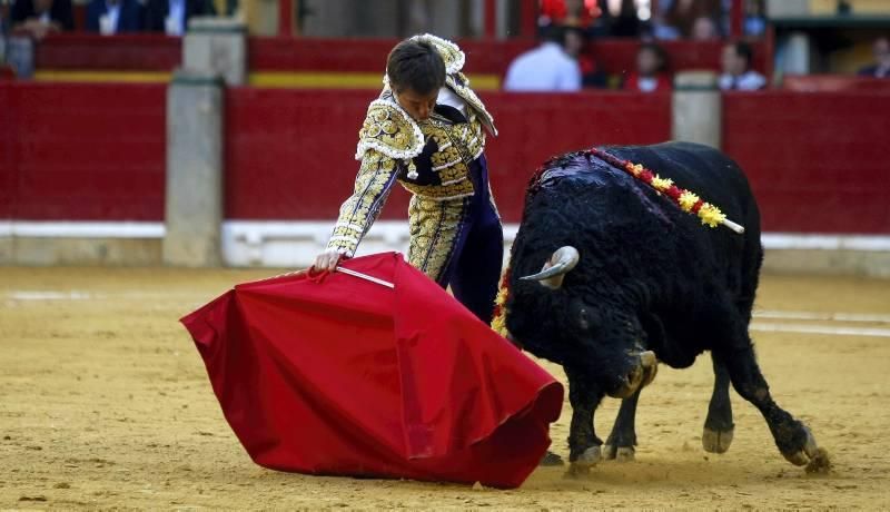 Toros: segundo día de Feria, lunes 12 de octubre de 2015