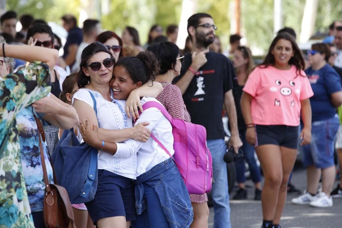 Fotogalería: Despedida a los niños saharauis.