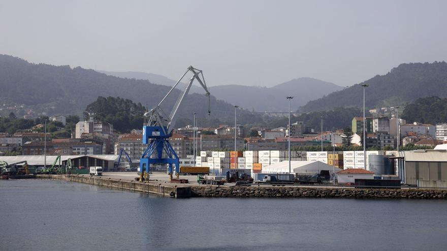 El Puerto de Marín modera su tráfico hasta mayo por la caída de los graneles sólidos