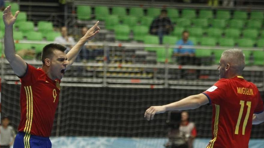 Sergio Lozano y Miguelín, compañeros en la selección española y rivales mañana.