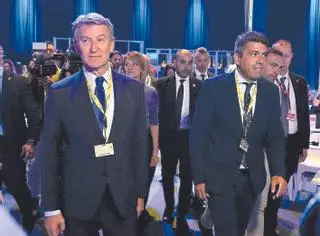 Mazón se enfrenta a otro congreso con su futuro en el aire
