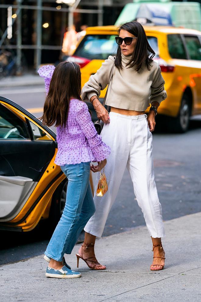 Katie Holmes con su hija de paseo en Nueva York