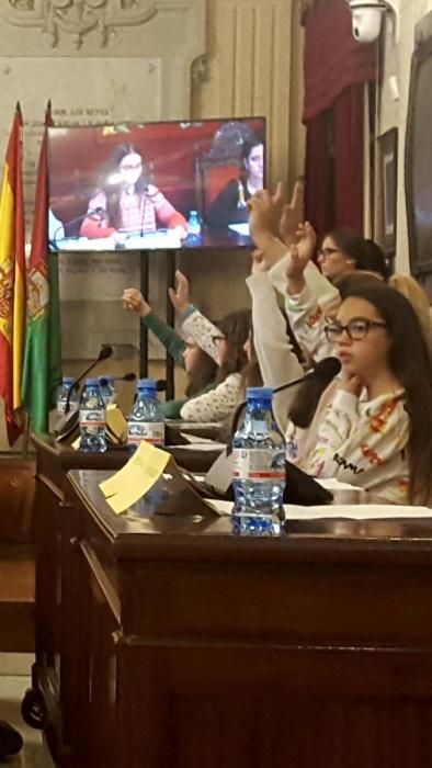 El Ayuntamiento de Málaga celebra el pleno infantil