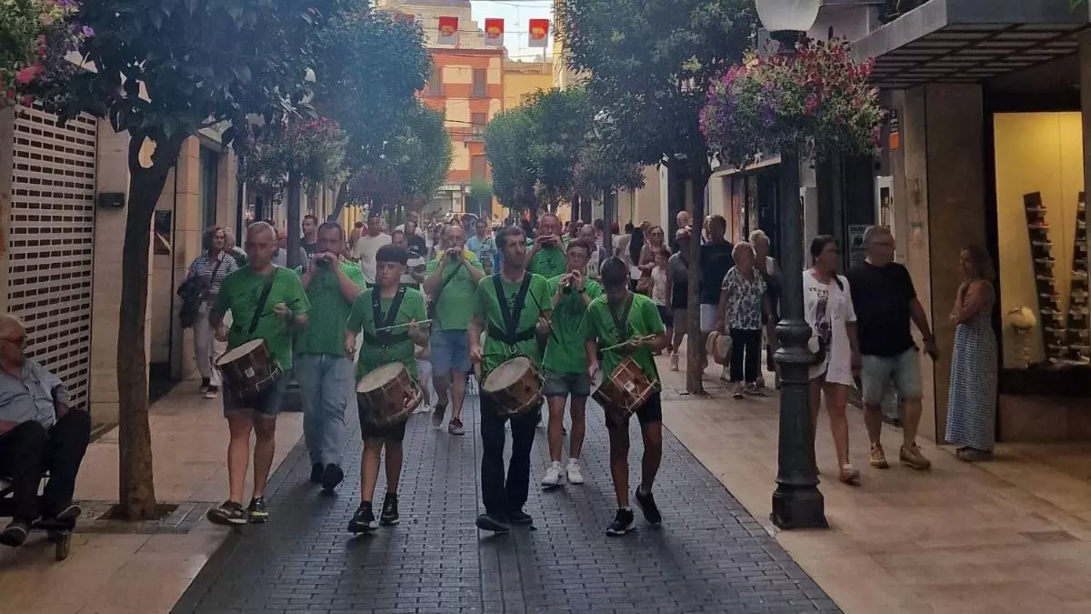 Los 'dolçainers i tabaleters' de Vinaròs se rebelan contra la "censura" de su tradicional concierto en las fiestas
