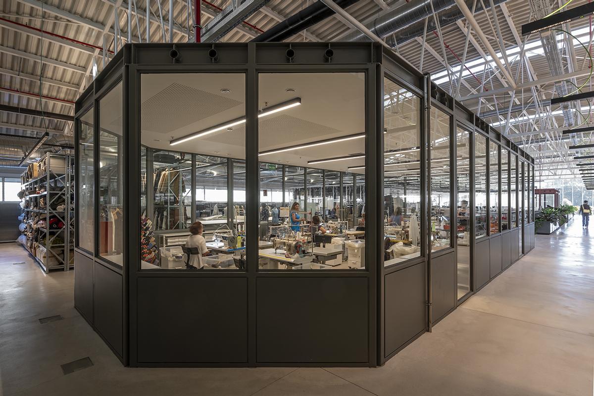 El taller de costura situado en la planta superior