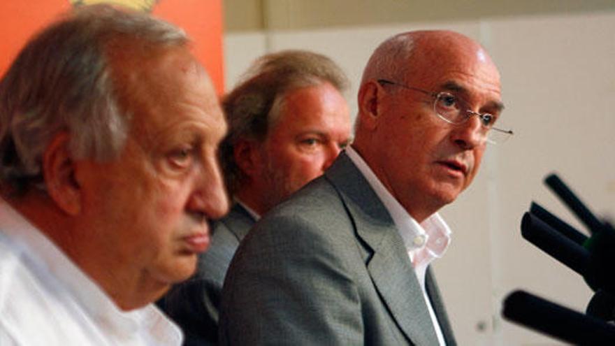 Jaume Cladera, Llorenç Serra Ferrer y Utz Claasen durante la rueda de prensa de ayer.