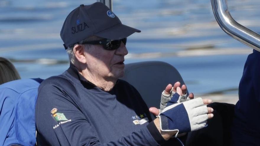JUAN CARLOS I | Juan Carlos I sale de nuevo a navegar antes de abandonar Sanxenxo rumbo a Francia