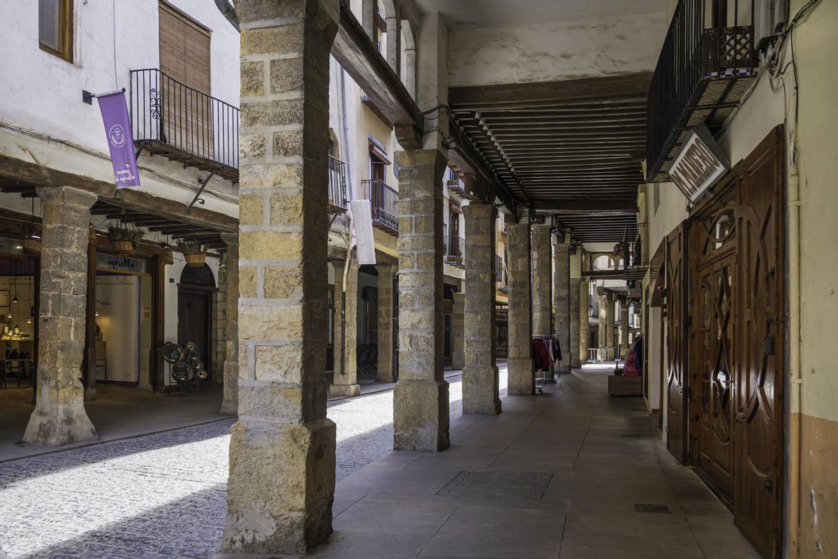Antiguos soportales del centro histórico.