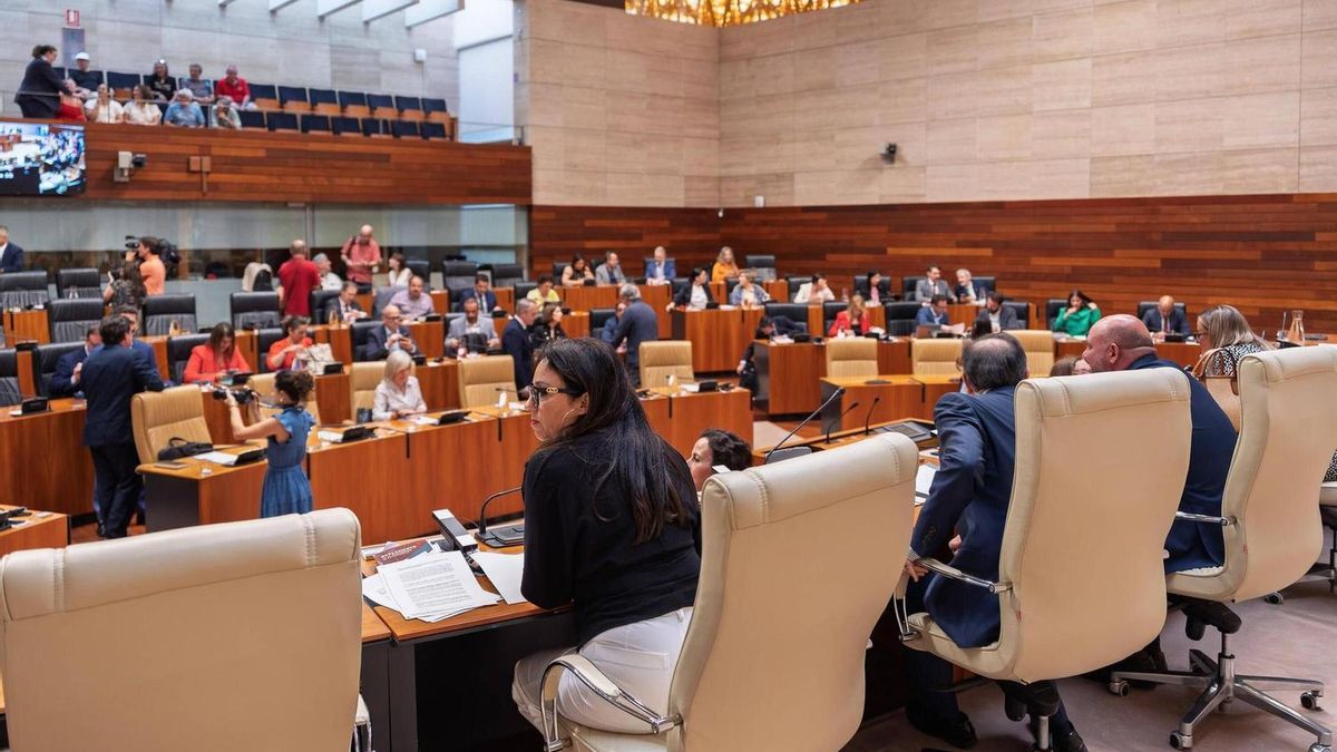 El hemiciclo de la Asamblea, este jueves, antes del inicio del pleno.