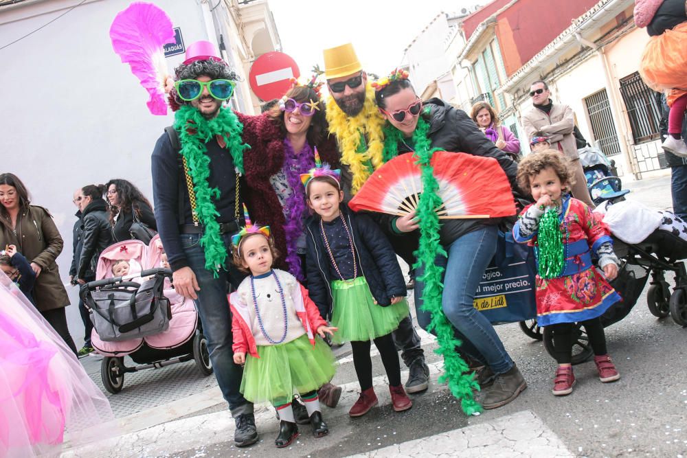 Caminata multitudinaria para recaudar fondos para las personas sin hogar