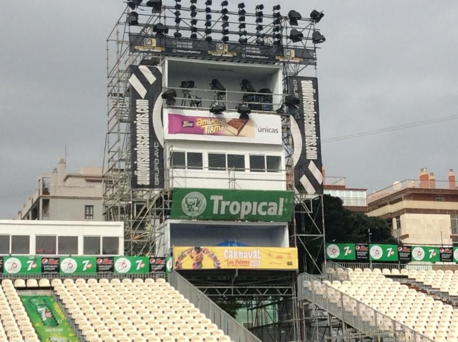 Lluvia en el escenario del Carnaval de Las Palmas de Gran Canaria