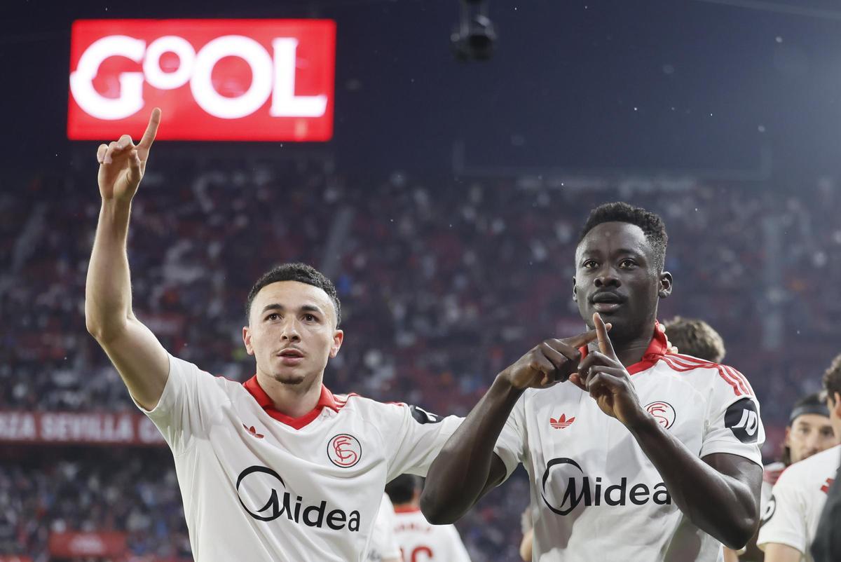 Akor Adamas celebra el 1-0 ante el Atlético de Madrid