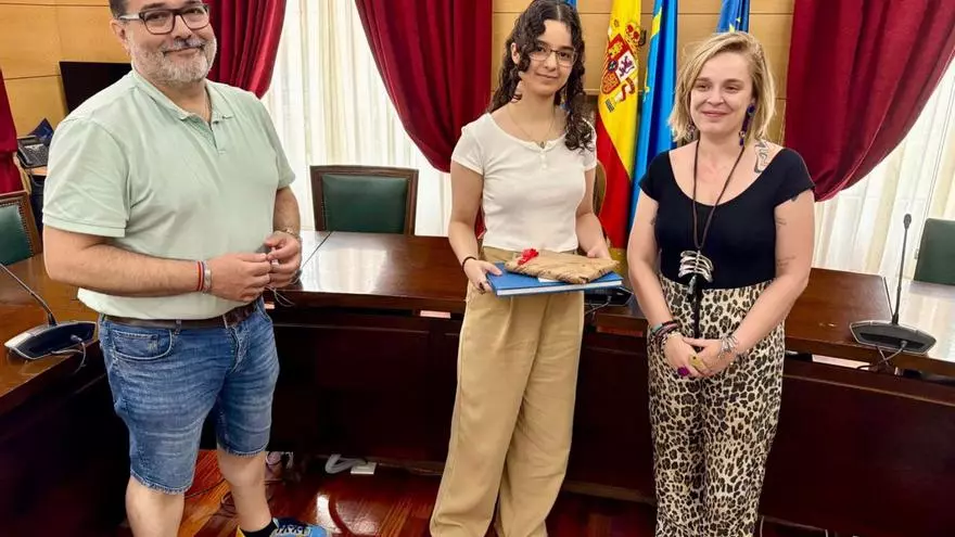 Jimena López, una futura fiscal y «un orgullo para Langreo»