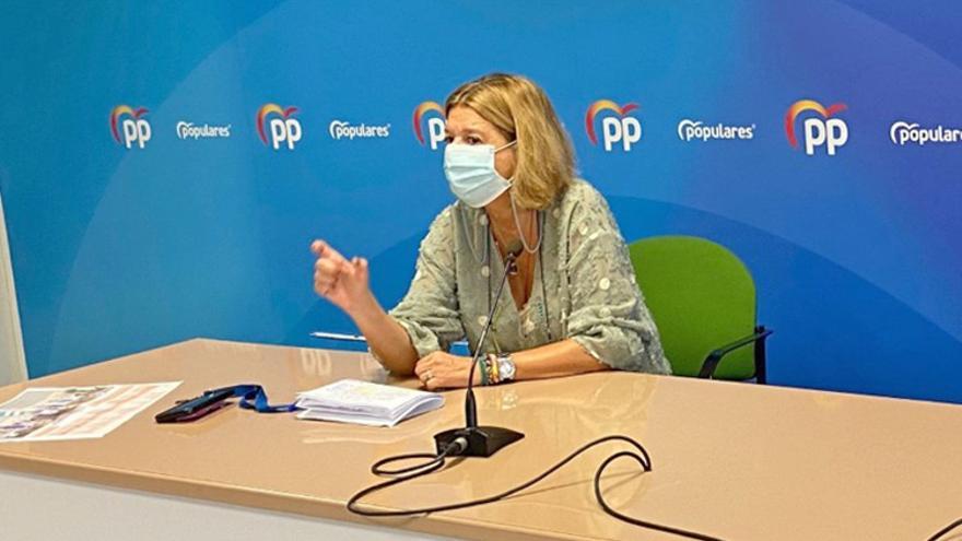 El PP denuncia  que más de 700 menores esperan la atención de Servicios Sociales