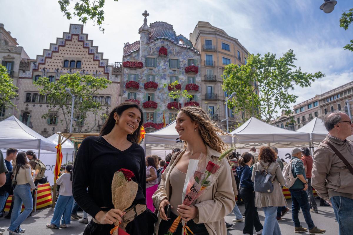 Un Sant Jordi de rècord, en imatges