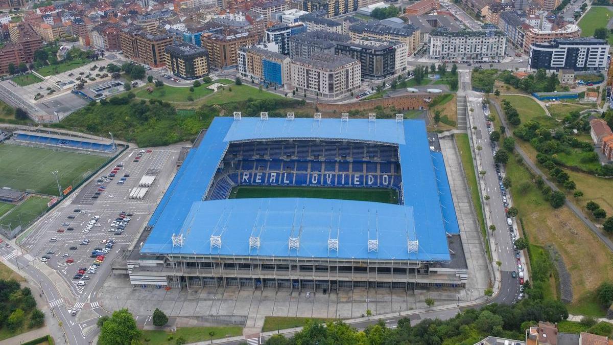 Una imagen aérea del estadio Carlos Tartiere.