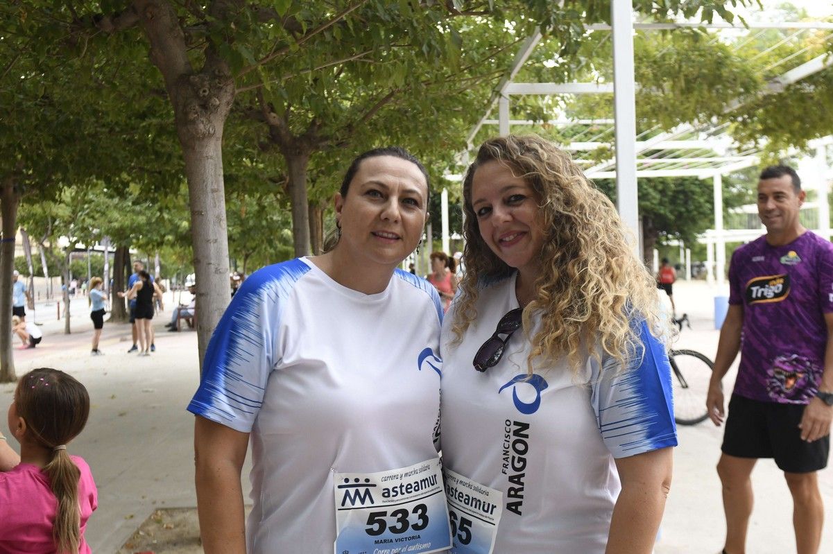 La carrera y marcha Solidaria Asteamur, en imágenes