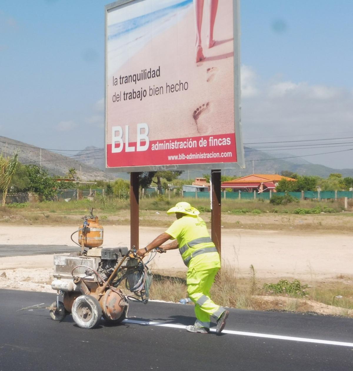 Un operario de la empresa.