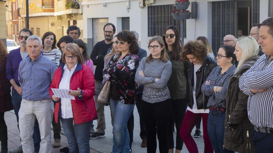 Picassent guarda un minuto de silencio por las víctimas del terrorismo