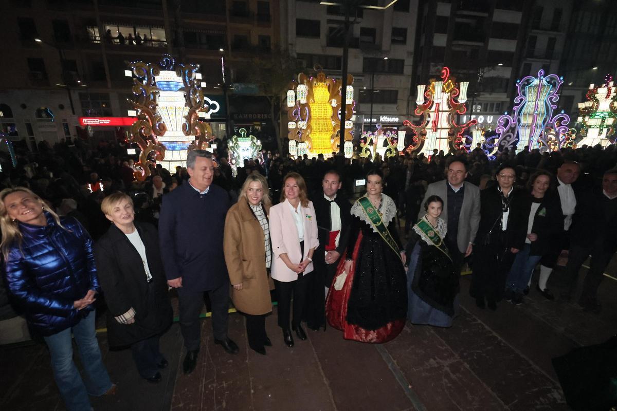Galería: La Encesa de les Gaiates ilumina Castelló