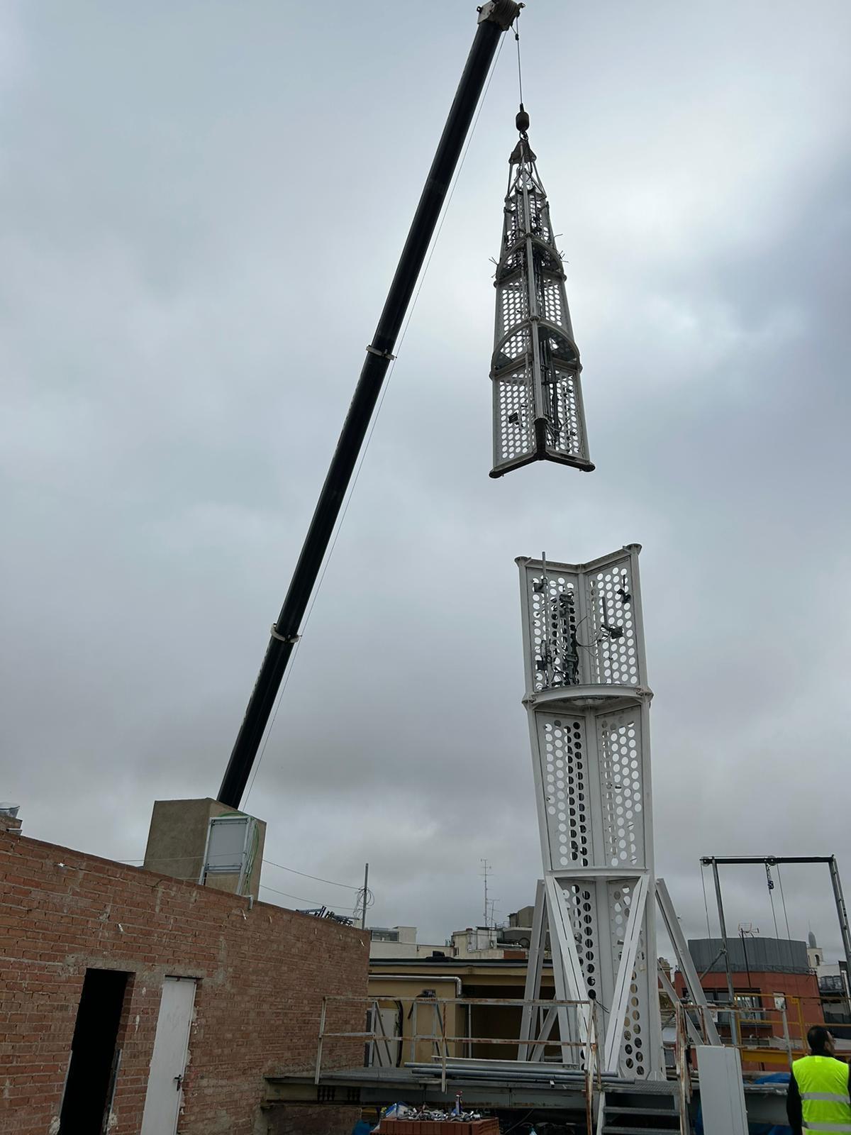 La nueva antena de la calle Ciudad de Toro en una imagen de otras estructura idéntica a la que se va a colocar.