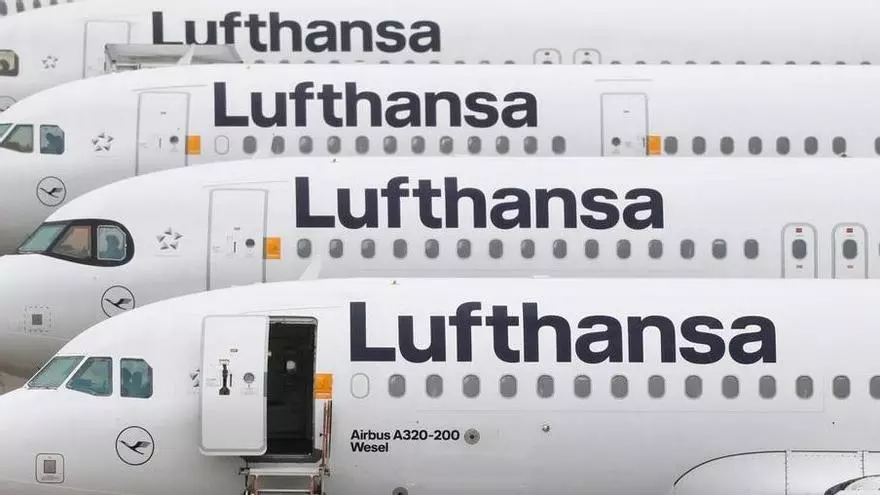 Lufthansa va a suprimir 20.000 vuelos de corta distancia, hasta octubre, para ahorrar queroseno