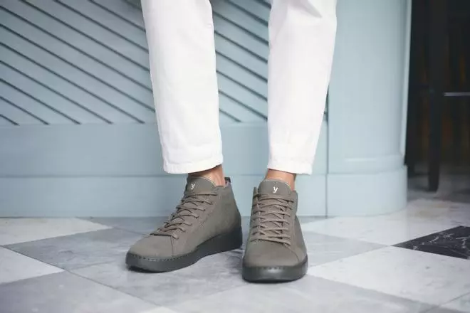 Esta es la bota made in Spain más cómoda y ligera que usarás este invierno (y además repele el agua)