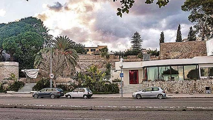 Panorámica del solar que acoge a la Fundació Natzaret, desde el paseo marítimo de Palma.