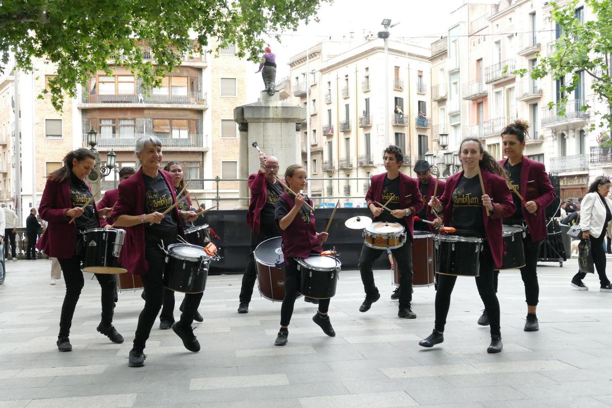 EN IMATGES | La tercera edició del Tramuntakada Festival fa vibrar el centre de Figueres