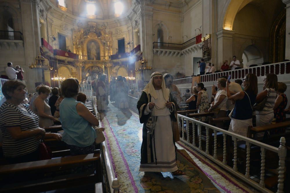 Procesión del entierro de la Virgen en Elche