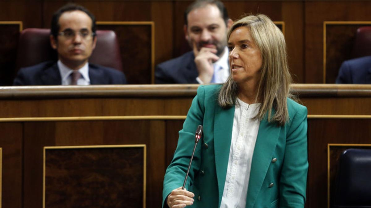 Ana Mato, durante una sesión de control al Gobierno, el pasado octubre en el Congreso.