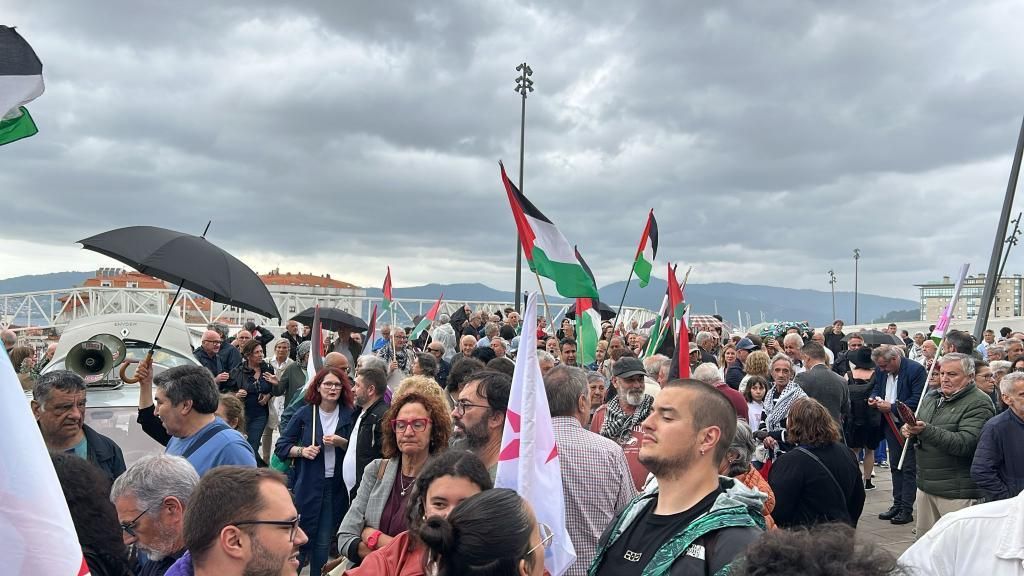 Las imágenes de la multitudinaria manifestación en Vigo contra el «genocidio» de Israel sobre Palestina
