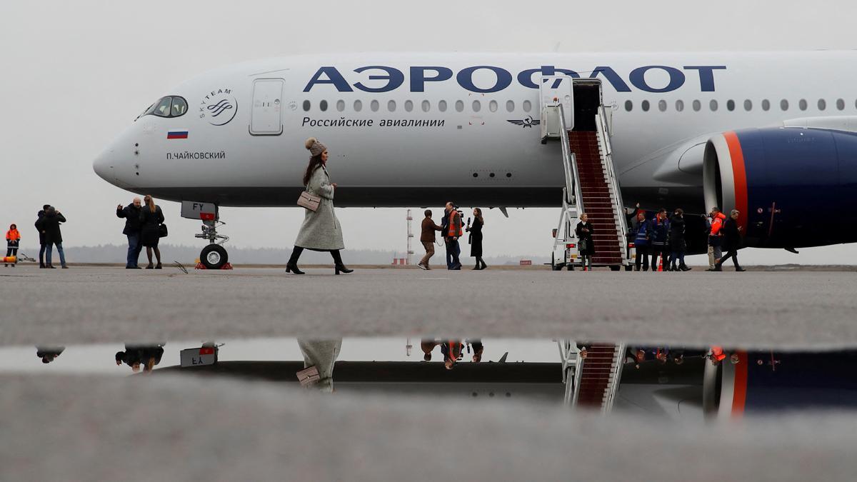 Un Airbus A350-900 de la aerolínea rusa Aeroflot, en el aeropuerto Sheremetyevo