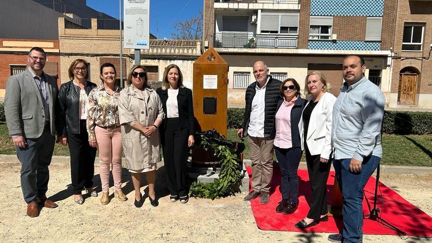 Feli Bondia, Toñi Serna y Concha Andrés, secretarias autonómicas y miembros de la corporación municipal