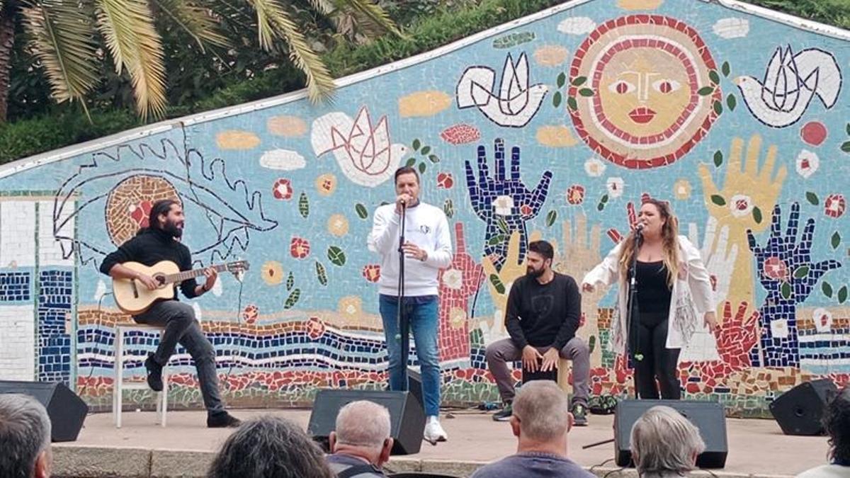 Rafa Cortés y Miriam Montes actúan en la Plaza de la Peineta.