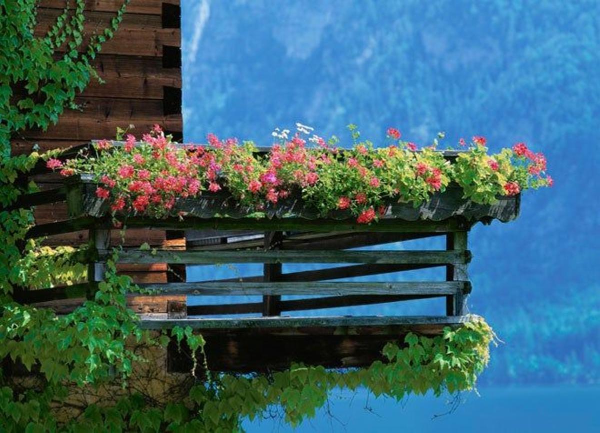 Los balcones de Hallstatt son una preciosidad en primavera.