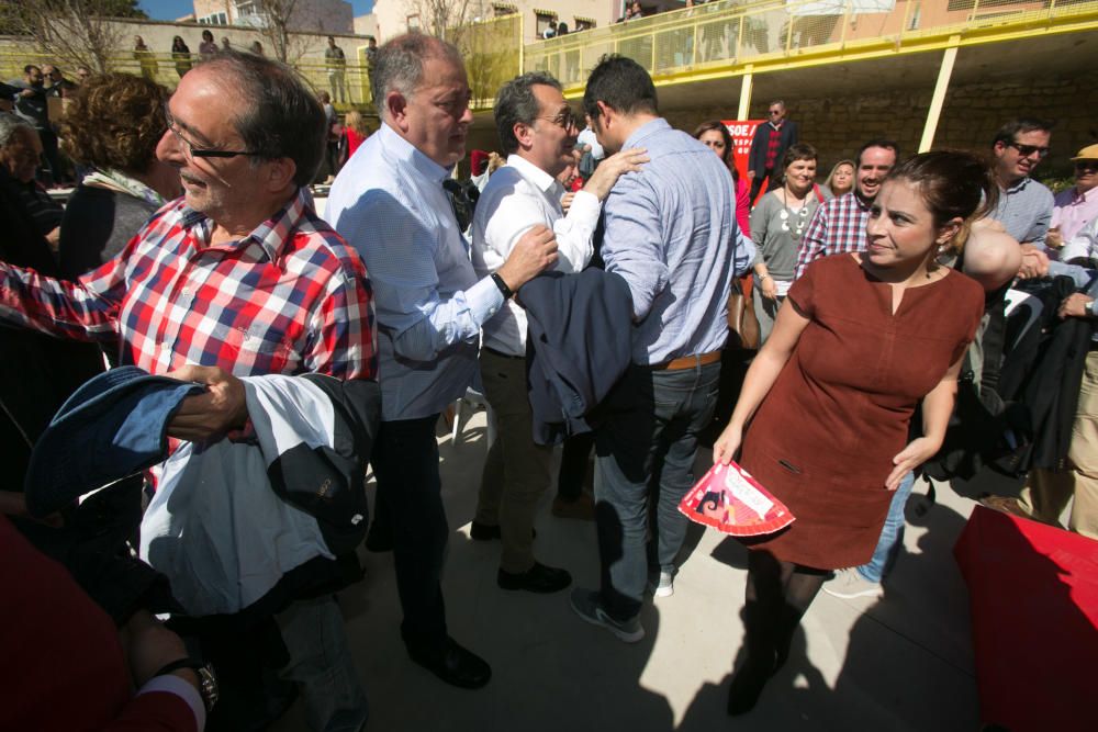 Más de 200 personas asisten al acto de precampaña de Francesc Sanguino celebrado en Las Cigarreres y al que ha asistido la la vicesecretaria general del PSOE, Adriana Lastra