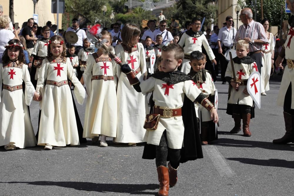 Desfile infantil de los Moros y Cristianos de Ibi