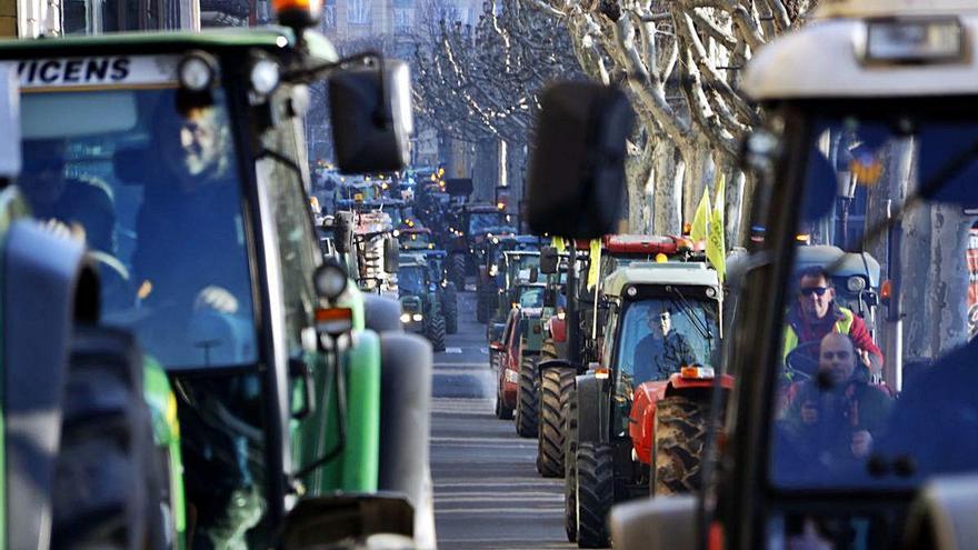 Tractors a Lleida reclamant preus justos a principis d&#039;any.