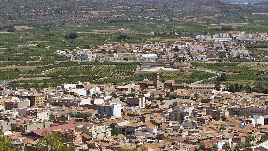 Les Valls triplica sus ayudas directas a las familias en seis meses