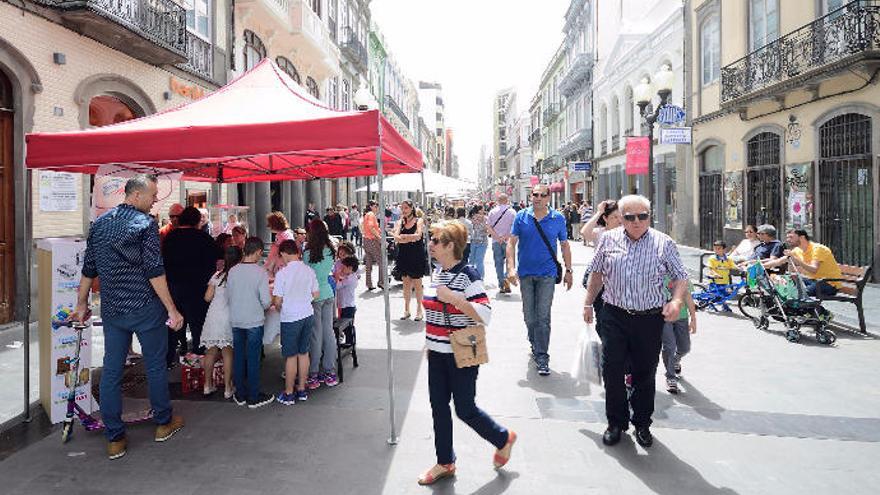 Compras en Triana.