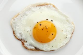 Teletrabajo: ¿Quemarse cocinando un huevo frito se considera accidente laboral?