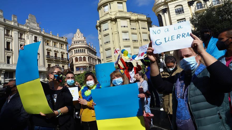 Cientos de personas piden en Córdoba el fin de la guerra en Ucrania