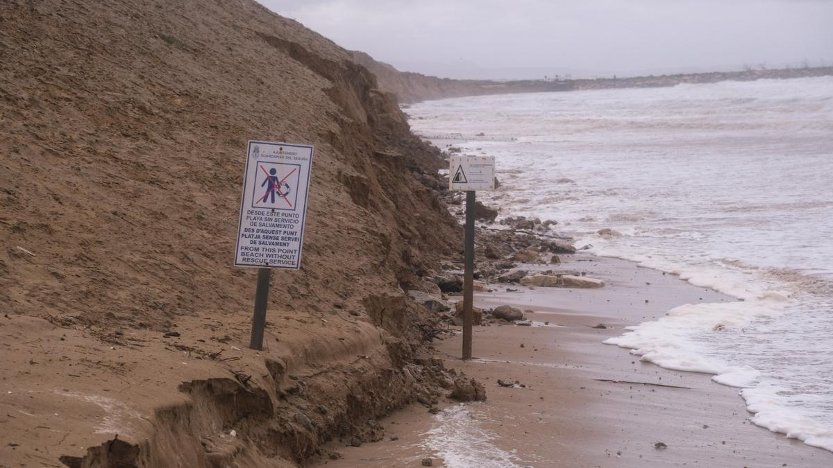 Efectos del temporal en Guardamar del Segura.