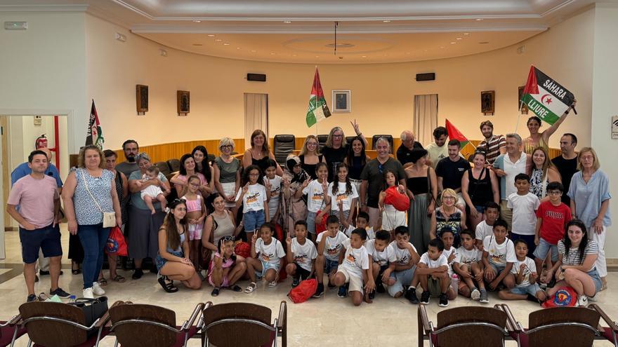 Paterna dona la benvinguda a 14 xiquets sahrauís