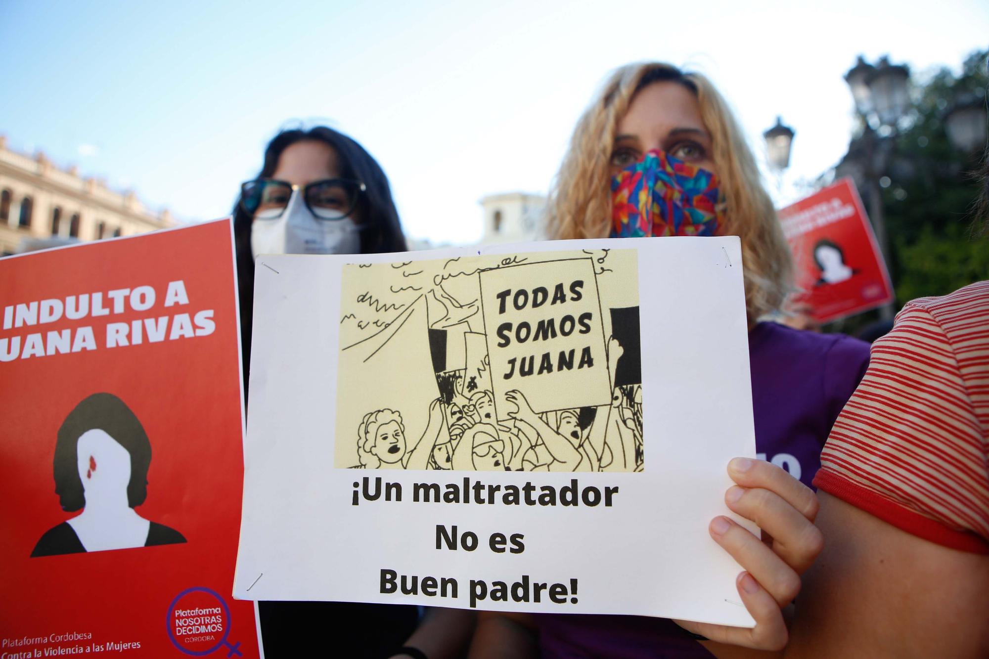 Concentración en Las Tendillas en apoyo a Juana Rivas