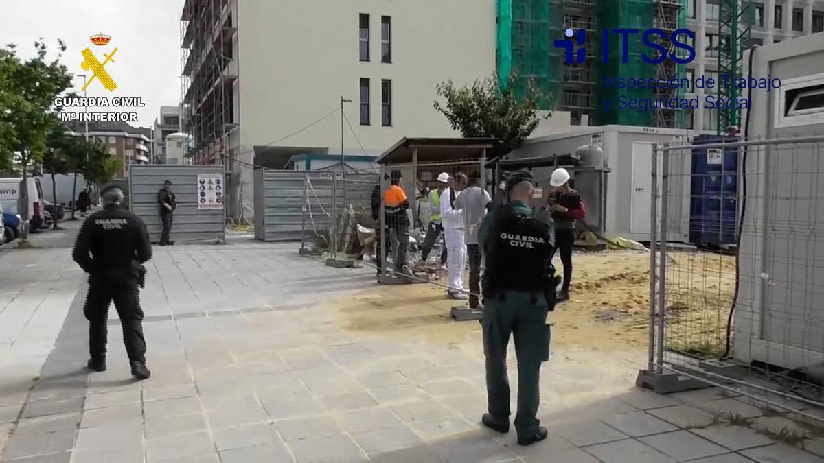 La Guardia Civil durante la operación "Ambotan-Canapu"