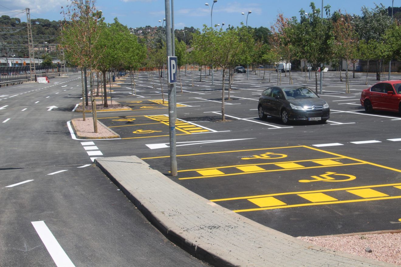 Aparcamiento de la estación de Renfe en Martorell