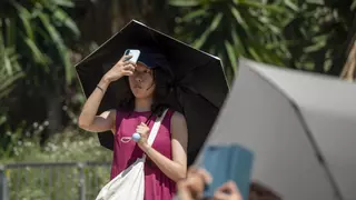 La ola de calor deja valores por encima de los 45 grados en comunidades asoladas por los incendios