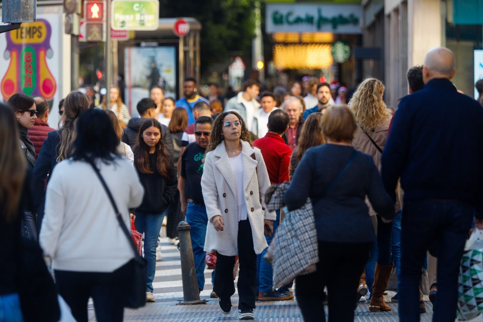 València, a rebosar con las compras de última hora